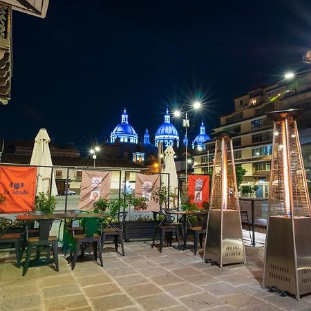 Hotel La Cofradia Pub-House クエンカ エクステリア 写真