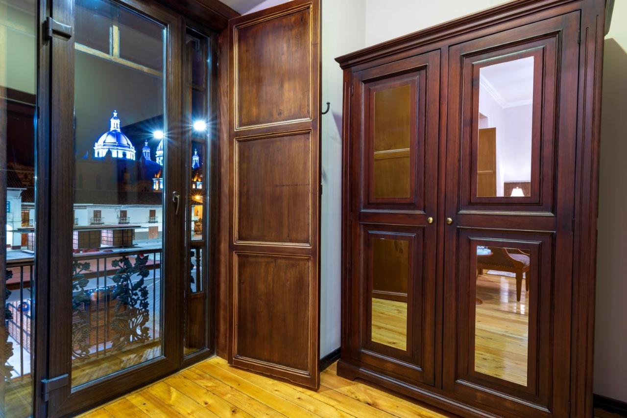 Hotel La Cofradia Pub-House クエンカ エクステリア 写真
